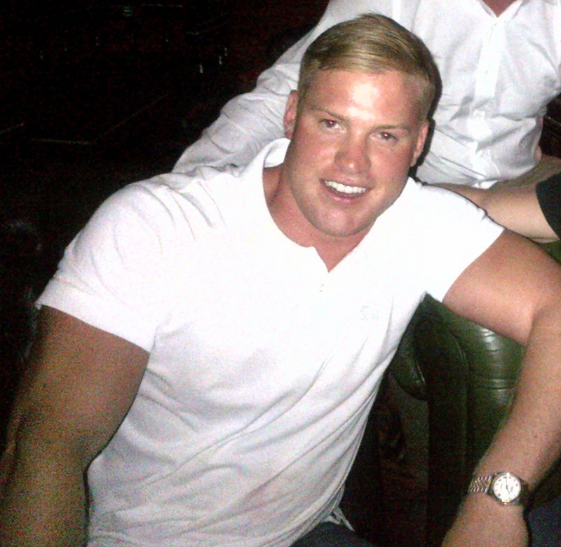 Date this gorgeous United Kingdom man Sammy from London GB594