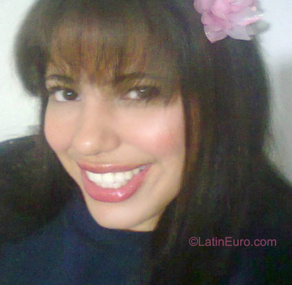 Date this tall Colombia girl Whendy from Medellin CO11830