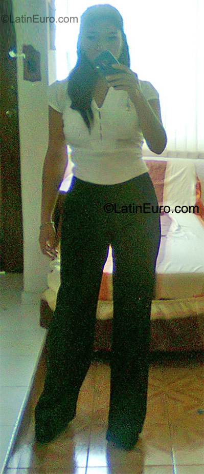 Date this passionate Mexico girl Ariana from Puebla MX592