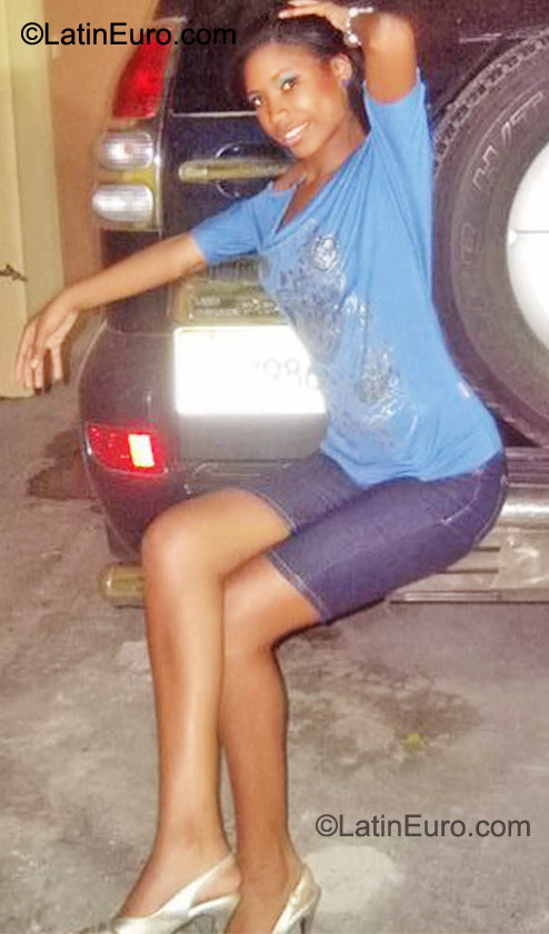 Date this exotic Dominican Republic girl Andreina from Santiago DO10254