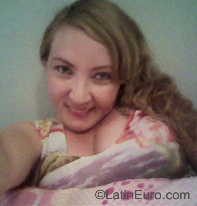 Date this charming Brazil girl Ana Patricia from Petrolina BR6307