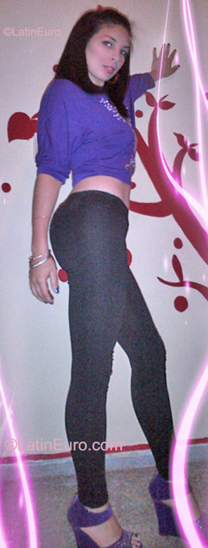 Date this lovely Dominican Republic girl CARMEN from Santiago DO10269