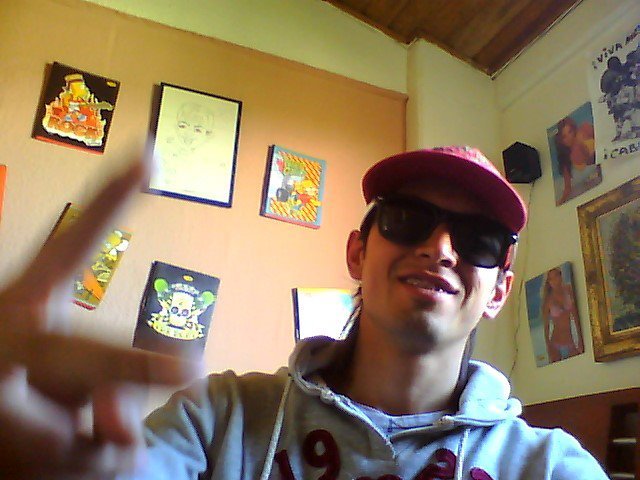 Date this athletic Colombia man Andres from Bogota AR54