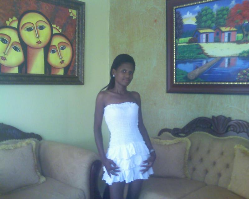 Date this foxy Dominican Republic girl Carolina from Santo Domnigo DO10287