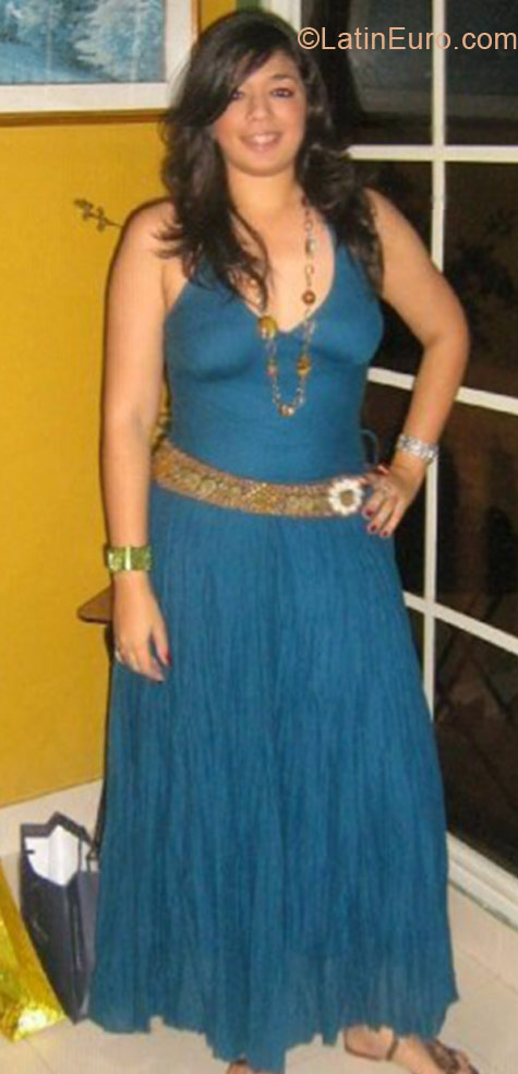 Date this charming Colombia girl Fiona212 from Barranquilla CO9239