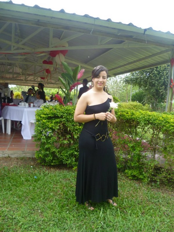 Date this foxy Colombia girl Meli88 from Cali CO9240