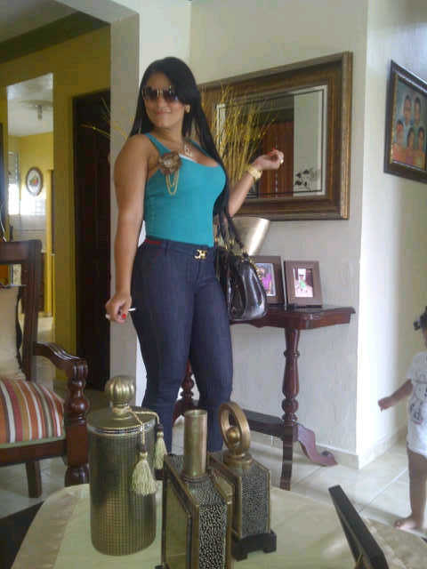 Date this pretty Dominican Republic girl Elizabeth from Santiago DO10335