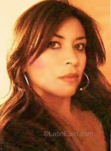 Date this athletic Colombia girl Cristina from Sogamoso CO9289