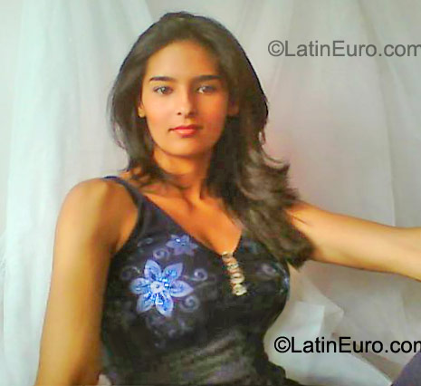 Date this tall Colombia girl Maribel from Manizales CO9316
