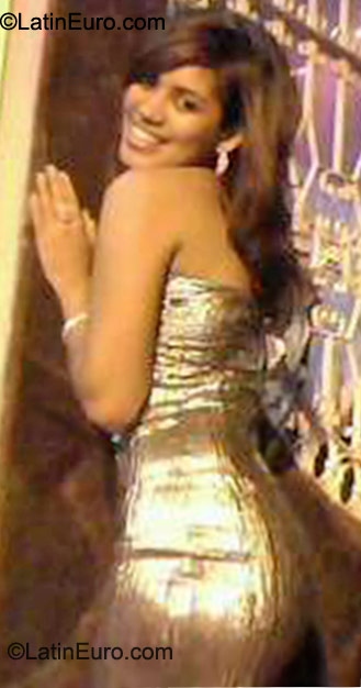 Date this foxy Nicaragua girl Jennifer from Leon NI94