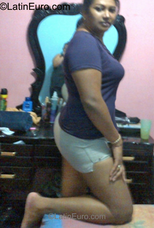 Date this sultry Honduras girl Lesbia from Tocoa HN593