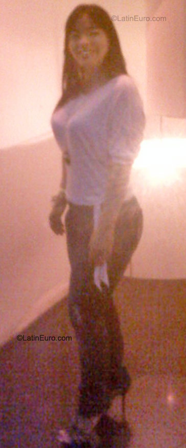 Date this lovely Colombia girl Luna3173 from Cali CO9456