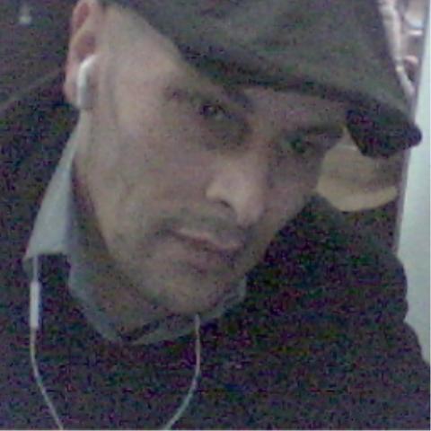 Date this good-looking France man JUBA from Paris FR155