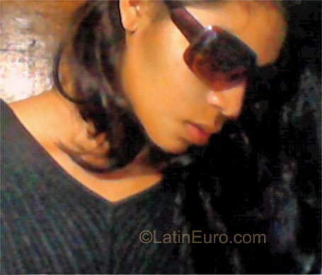 Date this tall Panama girl Milagros from Panama City PA250