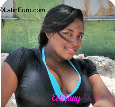 Date this gorgeous Colombia girl Estefany from Cartagena CO9474