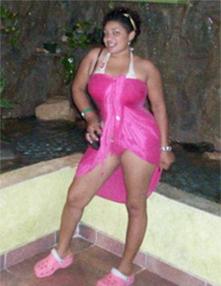 Date this pretty Dominican Republic girl Rosanna from Santo Domingo DO10525