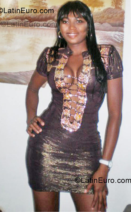 Date this sultry Colombia girl Linda from Cali CO9600