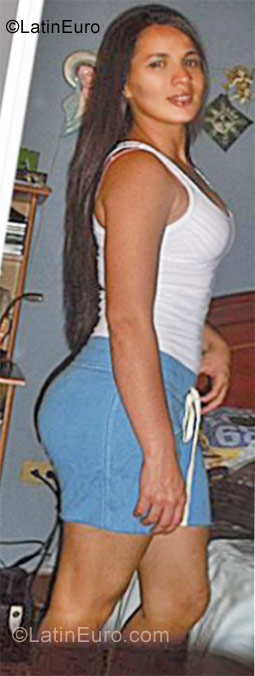 Date this lovely Colombia girl Natalia from Medellin CO9615