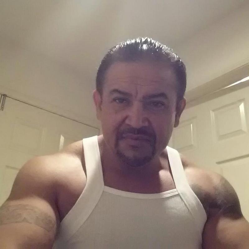 Date this attractive United States man Travieso69 from Newport Beach US12525