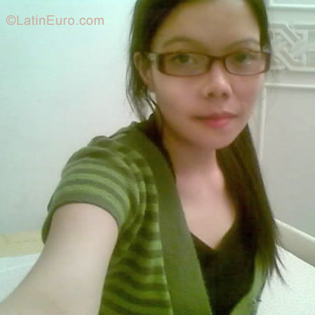 Date this stunning Saudi Arabia girl Sweet from Cebu PH452