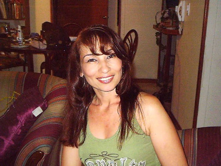 Date this fun Colombia girl Francia Elizabeth from Cali CO9723