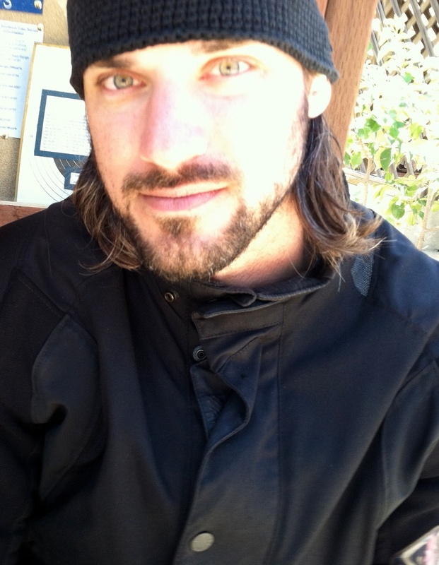 Date this foxy United States man Windsong from Ozark mtns US12591