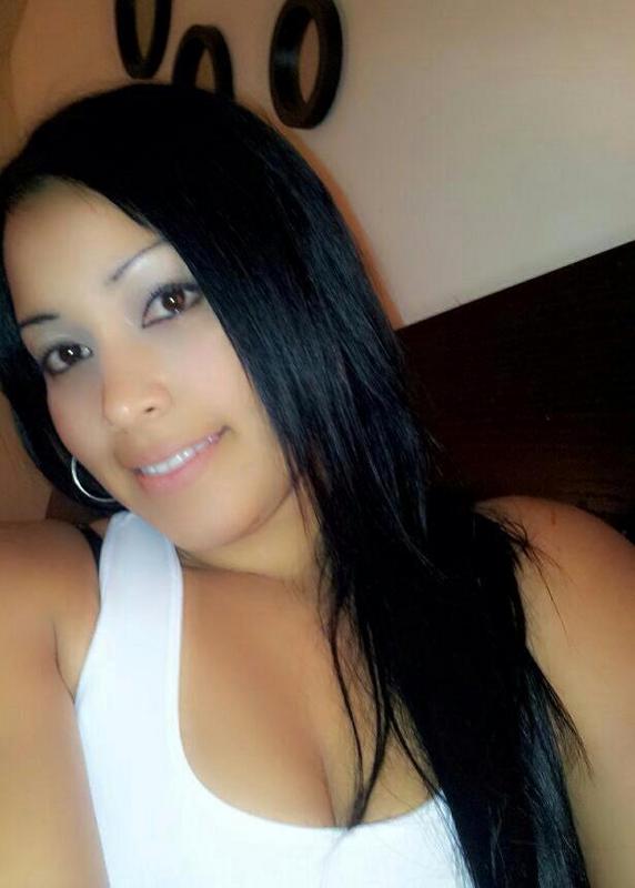 Date this funny Dominican Republic girl Scarlen from santiago DO10718