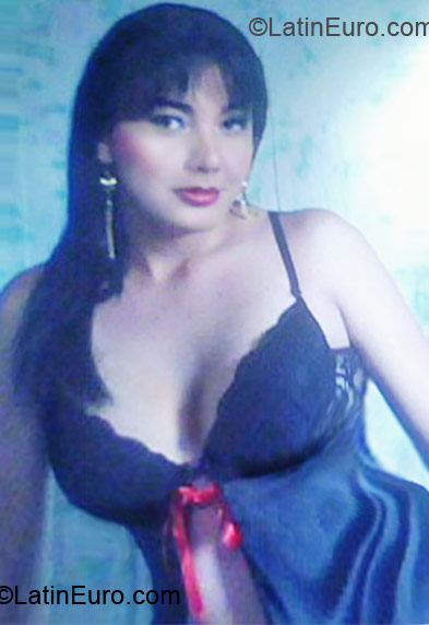 Date this young Colombia girl Mariana from Ibague CO9886