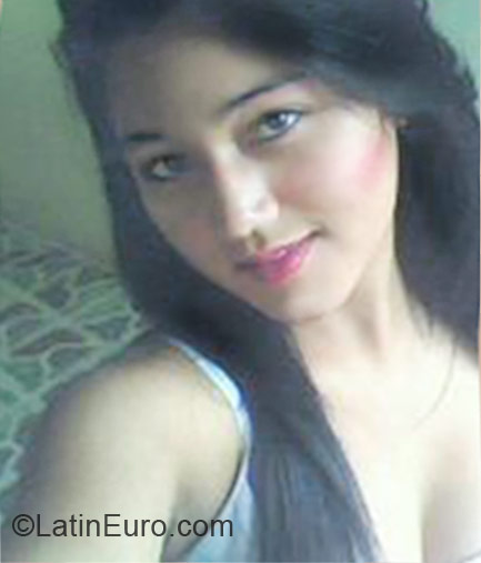 Date this hot Colombia girl Katerine from Medellin CO9931