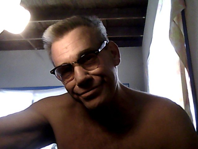 Date this voluptuous Mexico man Jrossw3 from Ensenada MX676