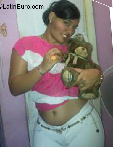 Date this exotic Dominican Republic girl Neferty from Santiago DO10834