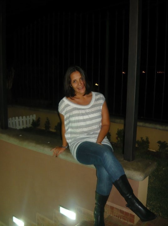 Date this funny Costa Rica girl Aleeeee from Alajuela CR219