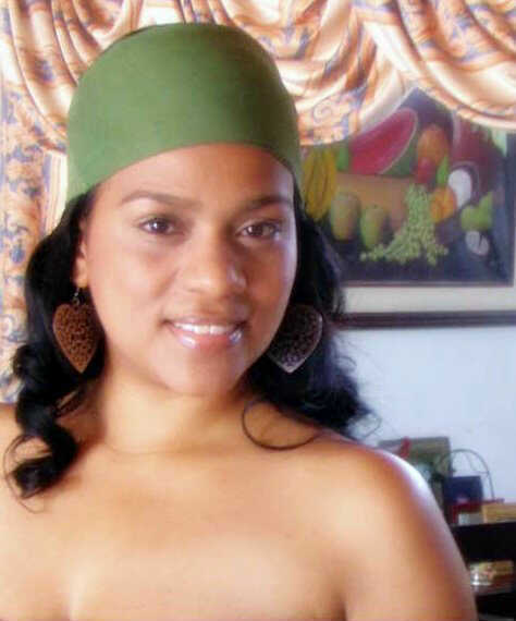 Date this georgeous Colombia girl Isabel from Cali CO10015