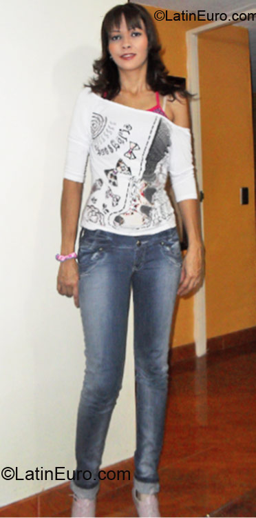 Date this pretty Colombia girl Mary from Medellin CO10103