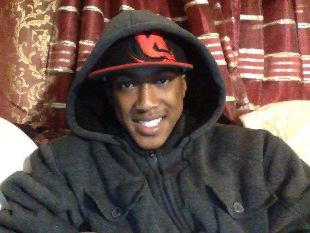 Date this gorgeous United States man V3smile from Long Beach US12843