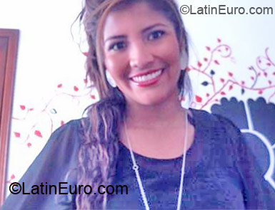 Date this tall Colombia girl Marly Julieth from Bogota CO10171