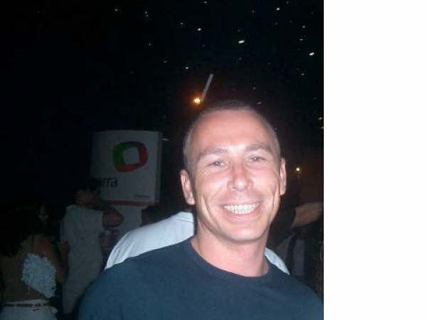 Date this foxy United Kingdom man Darron from London GB645