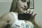 happy Colombia girl Andrea from Cali CO10183