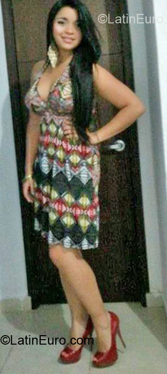 Date this fun Colombia girl Jessica from Barranquilla CO10201