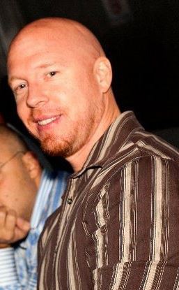 Date this foxy Cayman Islands man ByronG from Georgetown KY12