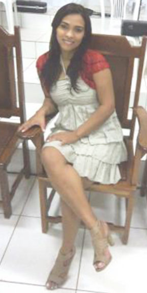 Date this happy Brazil girl Elisangela from Palmas BR8015