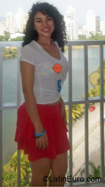 Date this young Colombia girl Sara from Barranquilla CO10313
