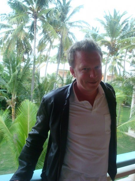 Date this beautiful Switzerland man Radio73 from Basel CH104