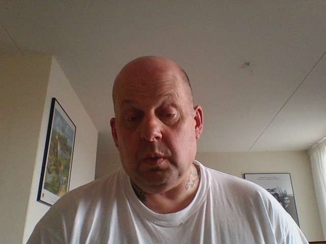 Date this charming Netherlands man Jurrien from Winschoten NL198