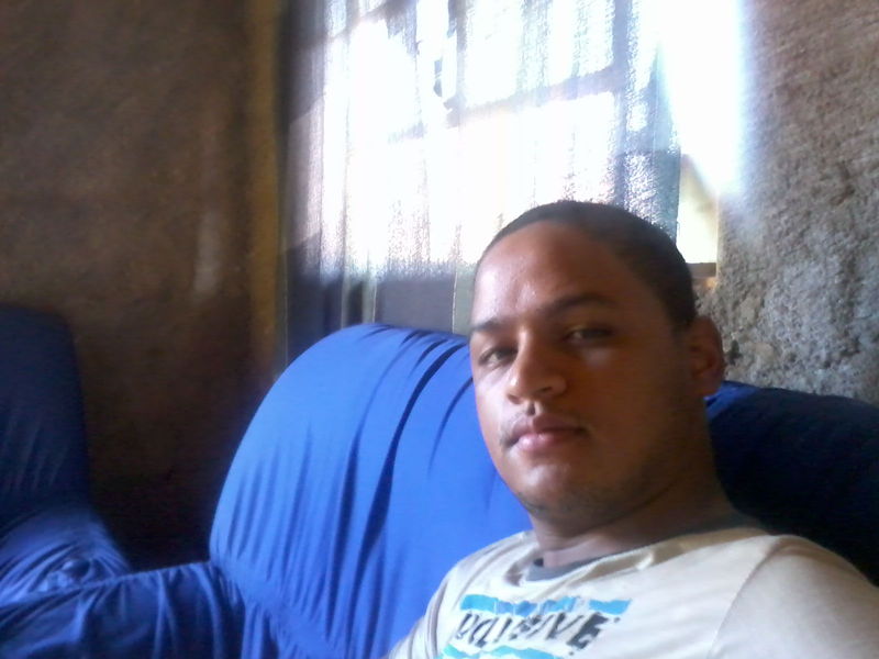 Date this hot Brazil man Samuel valadares from Goiania BR6759