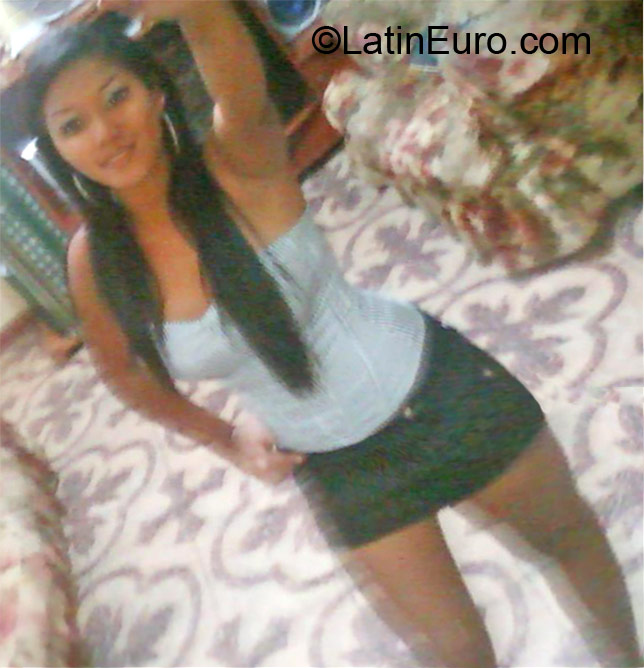 Date this good-looking Peru girl Yazmin from Lima PE623