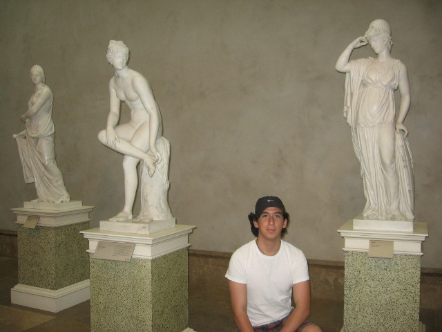 Date this pretty Peru man Marlene from Lima PE637