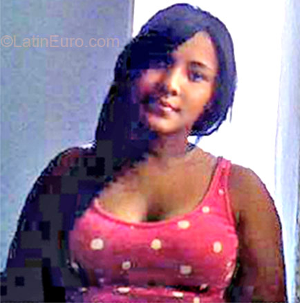 Date this athletic Colombia girl Diana from Cali CO10677
