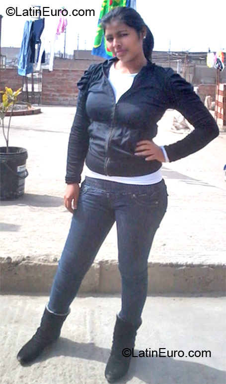 Date this beautiful Peru girl Sharon paola from Lima PE728