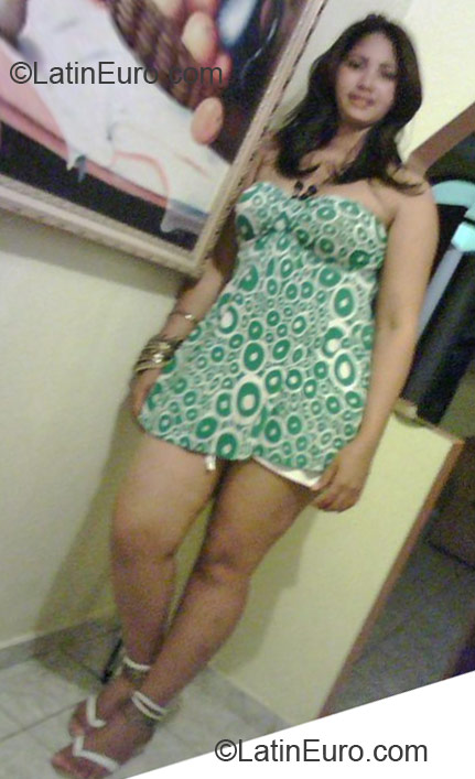 Date this lovely Dominican Republic girl Liliam Moreta from Santo Domingo DO11593